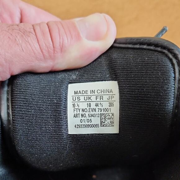 Adidas Sneakers in Black, Red, and Orange - Picture 2 of 8